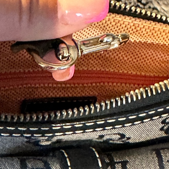 Dooney & Bourke Black Logo Letter Carrier Jacquard Signature Crossbody bag - Picture 4 of 8